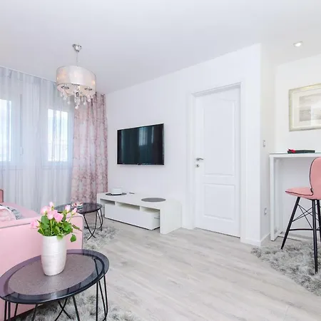 Апартаменти Luxury Center